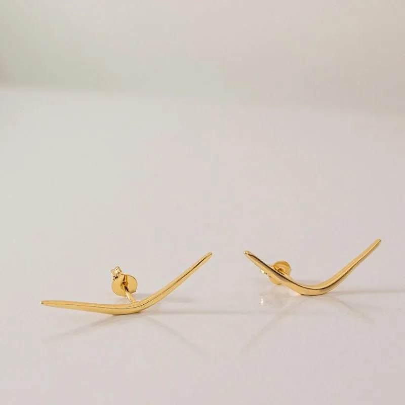 Brinco Ear Cuff com Design de Bumerangue Banhado a Ouro 18k